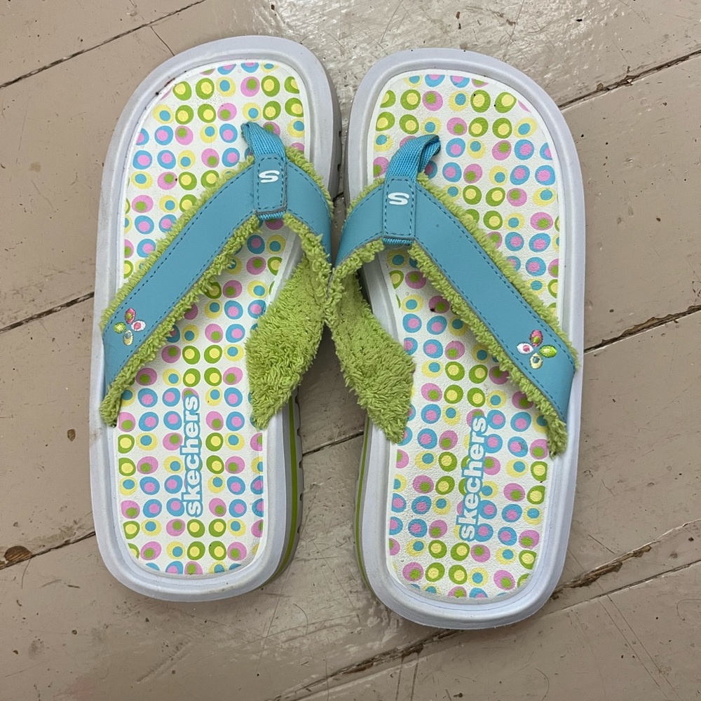 Vintage sketcher flip flops